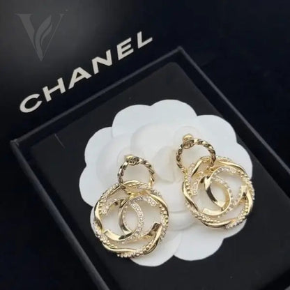 Chanel Everyday-Luxe Strass Cc Heart Hoop Earrings - Crystal – View 8