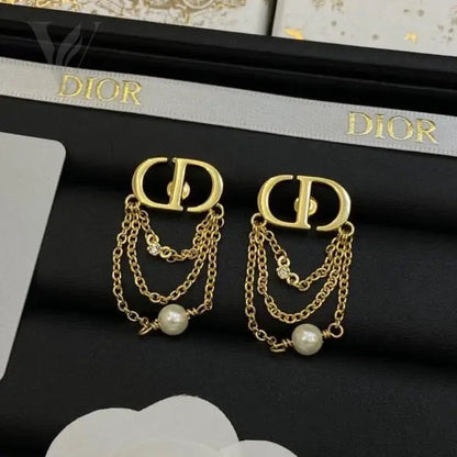 Dior 220 Dior 220 Earring – View 5