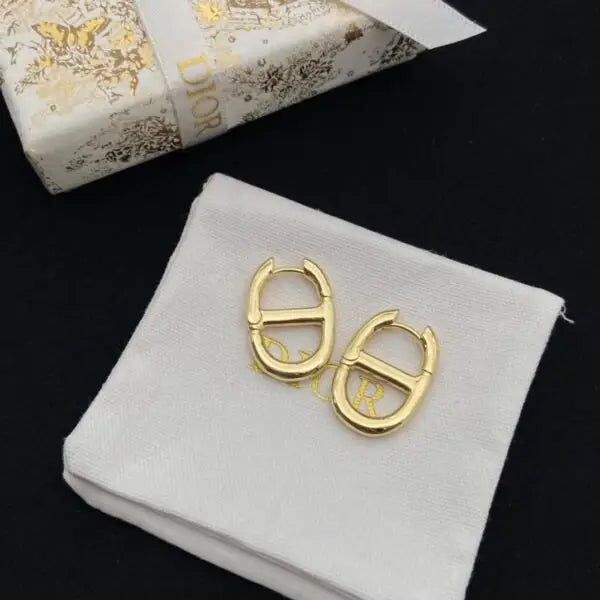 Minimal-Luxe Cd Crystal Stud Earring Si Er - view 11