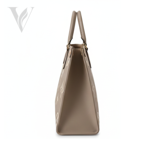 Louis Vuitton Daily Use Carryall – View 2