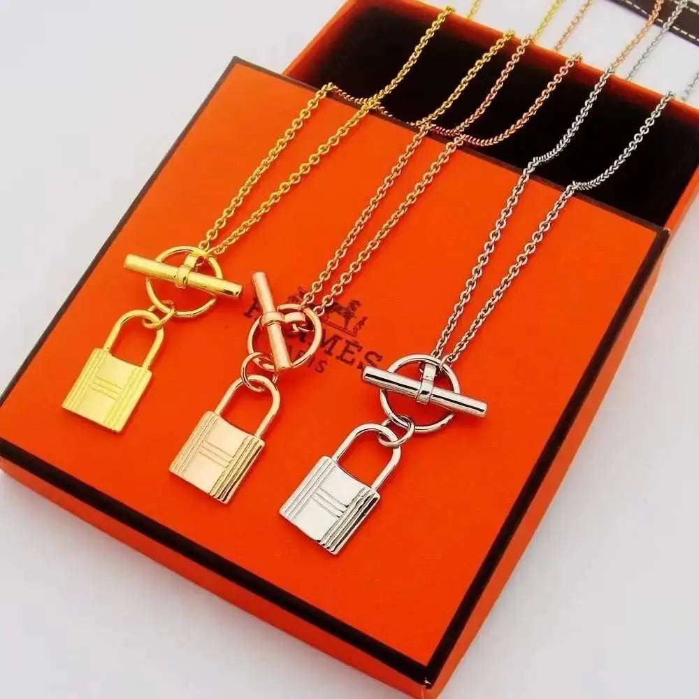 Timeless Amulettes Constance Pendant Necklace - view 6