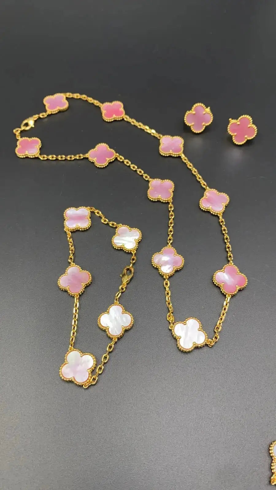 Clean-Finish Clover Motif Set Gold Pink Mother Pearl - view 4