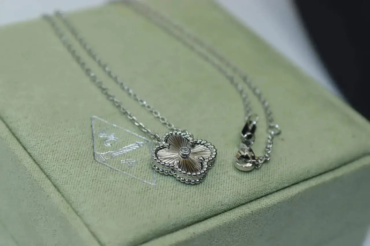 Timeless Guilloche Clover Pendant Necklace - view 4